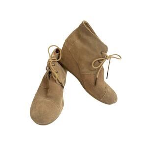 TOMS Women’s Desert Wedge Booties Suede Lace-Up Taupe Size 7